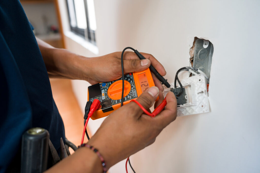 Electrician Maintenance and Installation
